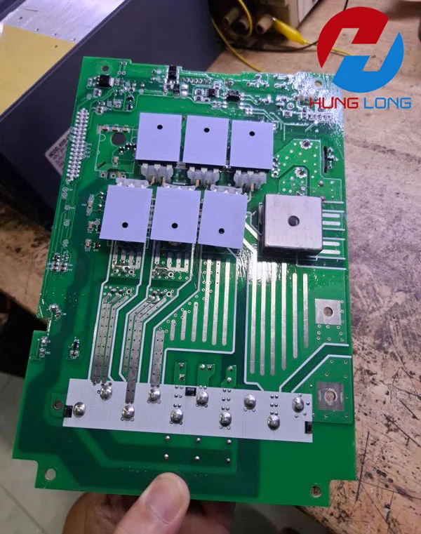 khoi-cong-suat-bien-tan-trung-quoc-gia-re