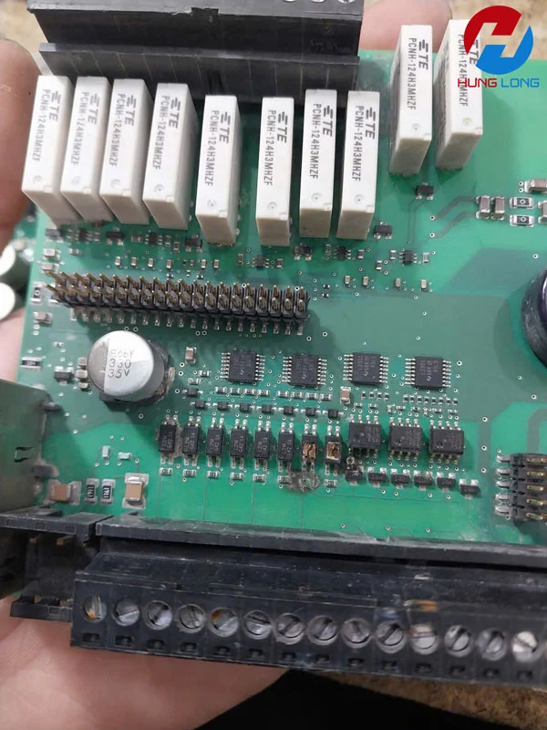 Sửa PLC siemens s7-1200 nổ mạch không lên nguồn