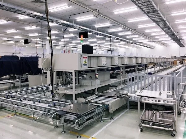 Hệ thống dây truyền sản xuất tại nhà máy sử dụng biến tần